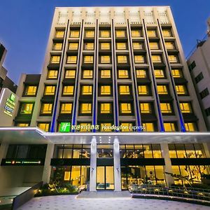 Holiday Inn Express Taichung Fengchia By Ihg